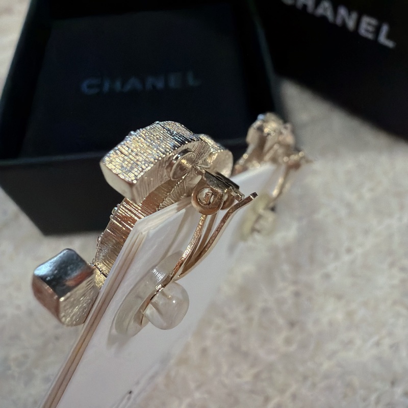 Chanel 光澤細鑽耳夾 耳環全新⭐️-5