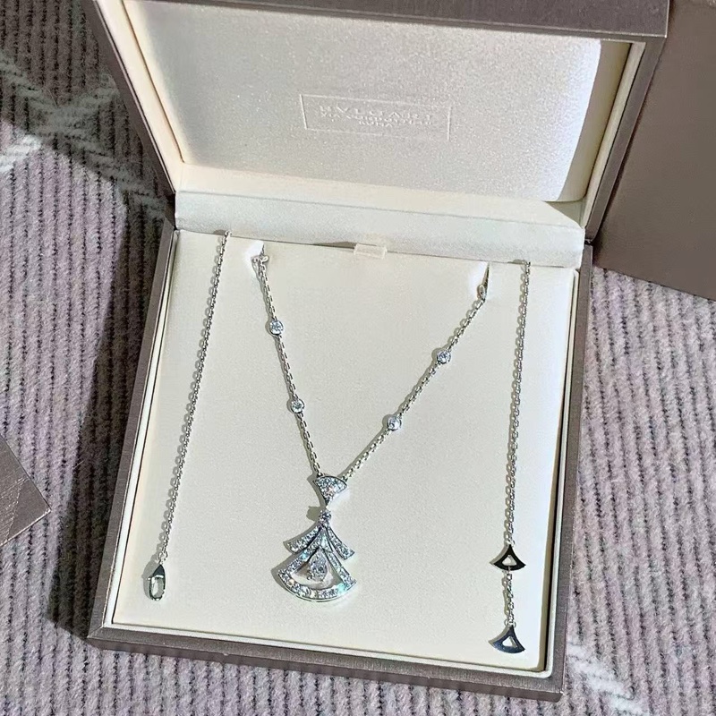 Bvlgari寶格麗 DIVAS DREAM扇子白金滿鑽大號高級珠寶項鍊!主鑽0.8克拉,2021年購入-2