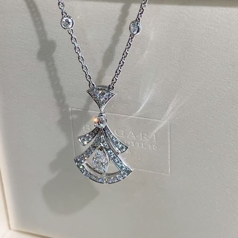 Bvlgari寶格麗 DIVAS DREAM扇子白金滿鑽大號高級珠寶項鍊!主鑽0.8克拉,2021年購入-4