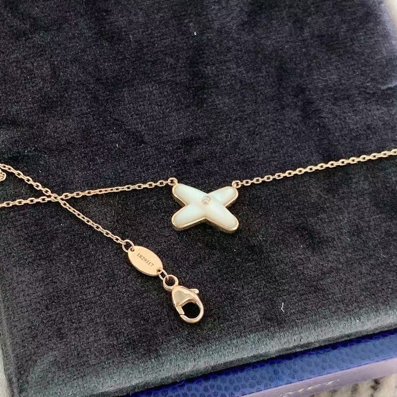 Chaumet尚美緣系一生Liens系列白貝母交叉單鑽項鍊 仙女必備 非常好看-5