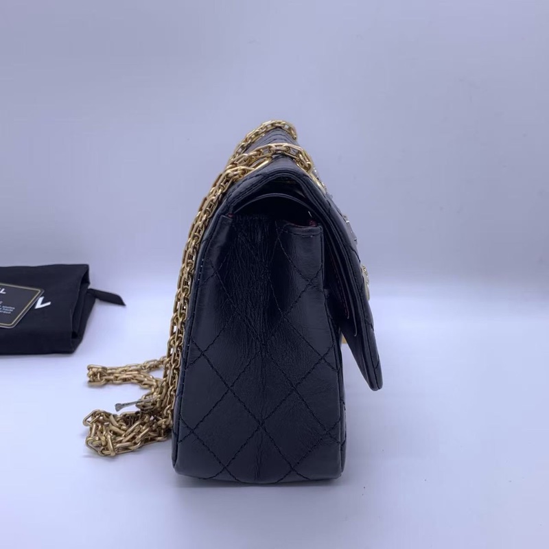 二手Chanel香奈兒2.55小號黑色徽章包復古金扣鏈條包，鐳射25開-3