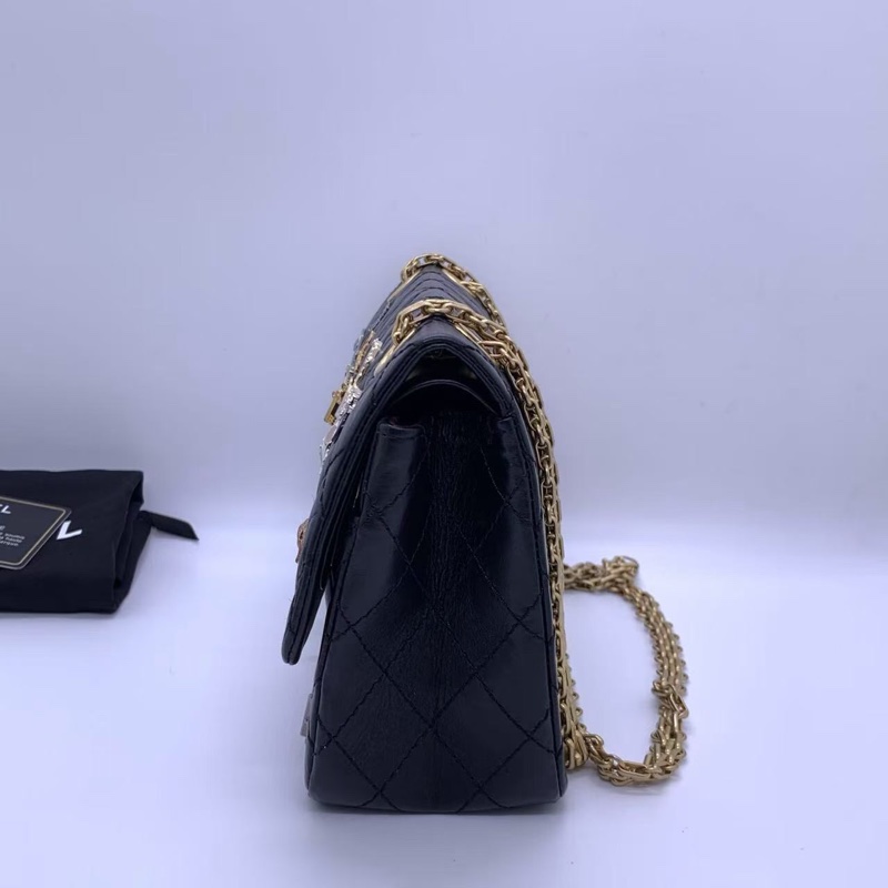二手Chanel香奈兒2.55小號黑色徽章包復古金扣鏈條包，鐳射25開-4