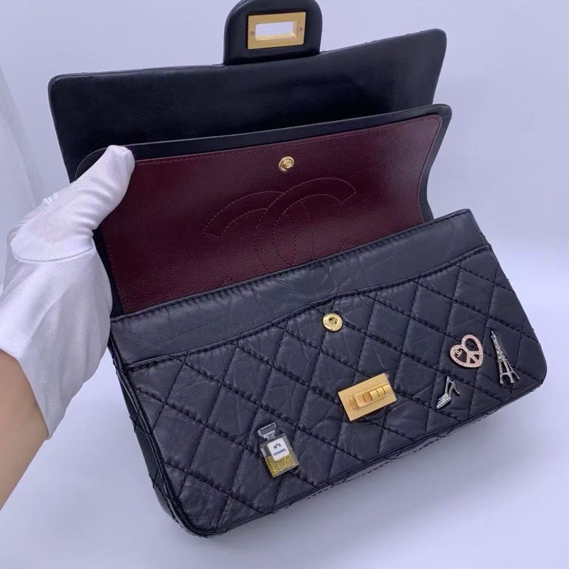 二手Chanel香奈兒2.55小號黑色徽章包復古金扣鏈條包，鐳射25開-5