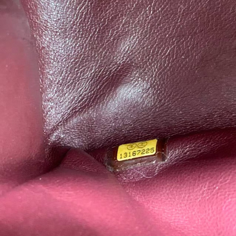 二手Chanel香奈兒2.55大號黑色牛皮雙蓋銀扣鏈條包,鐳射13開-15