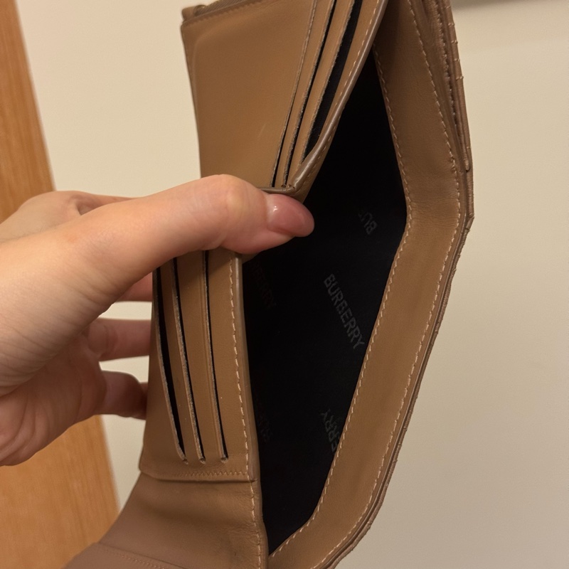 Burberry泰奶色羊皮短夾錢包-8