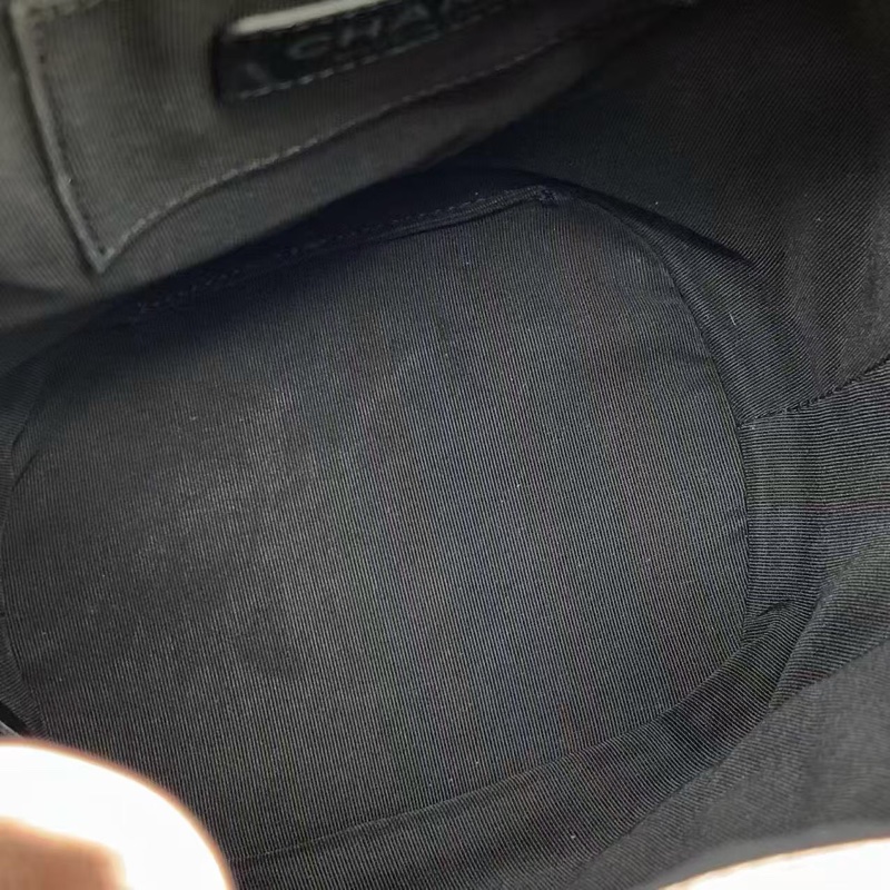 Chanel香奈兒Cuba Color彩條雙C黑色mini單肩包水桶包-6