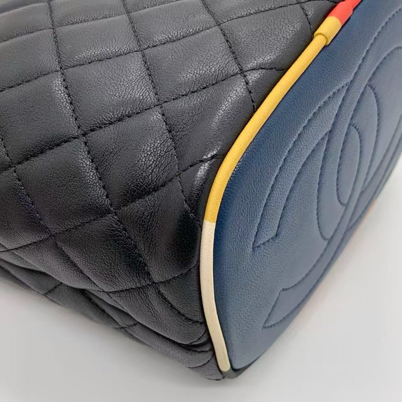 Chanel香奈兒Cuba Color彩條雙C黑色mini單肩包水桶包-7