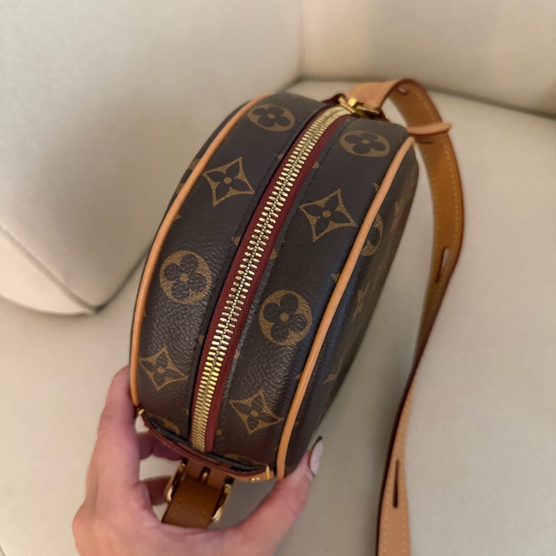 LV M45149 圓餅包-7