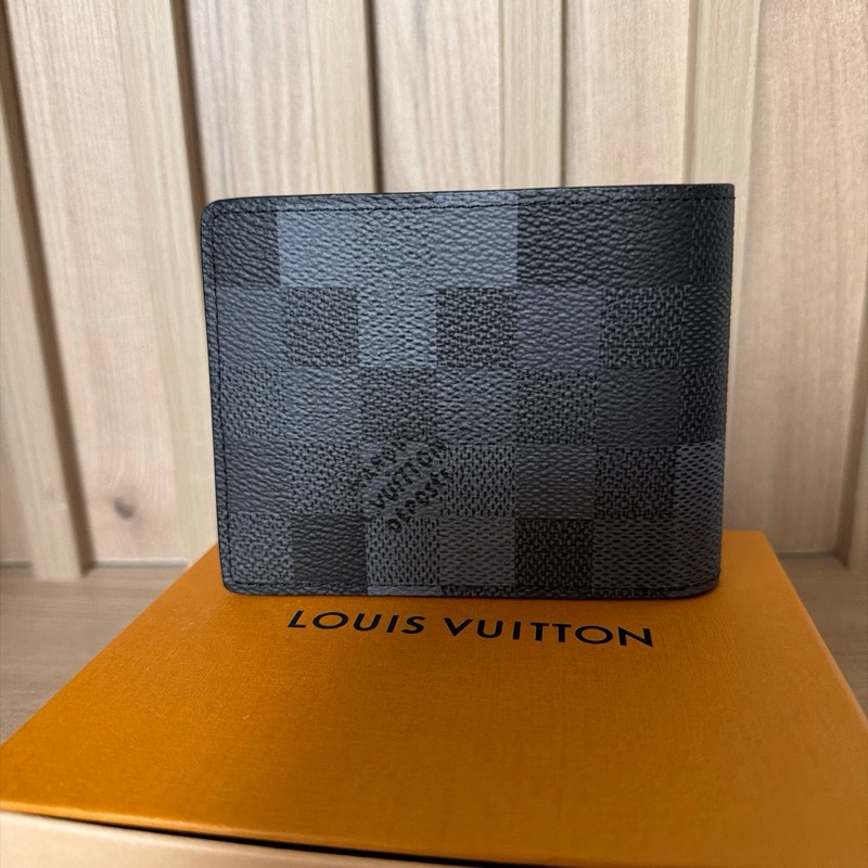 LOUIS VUITTON 男士銀包-1
