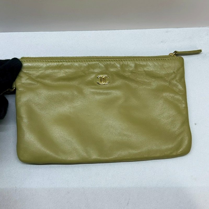 CHANEL 中款牛油果綠22包-4