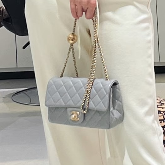 #Chanel 香奈儿 CF方胖子 🔮金球灰色羊皮金扣链条包 芯片款 🗿底长17-3