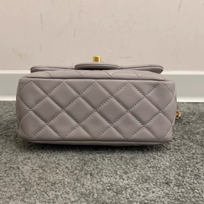 #Chanel 香奈儿 CF方胖子 🔮金球灰色羊皮金扣链条包 芯片款 🗿底长17-14