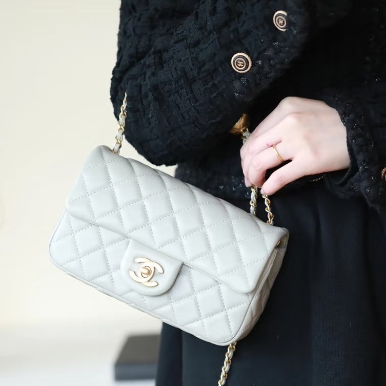 #Chanel 香奈儿 CF方胖子 🔮金球灰色羊皮金扣链条包 芯片款 🗿底长17-24