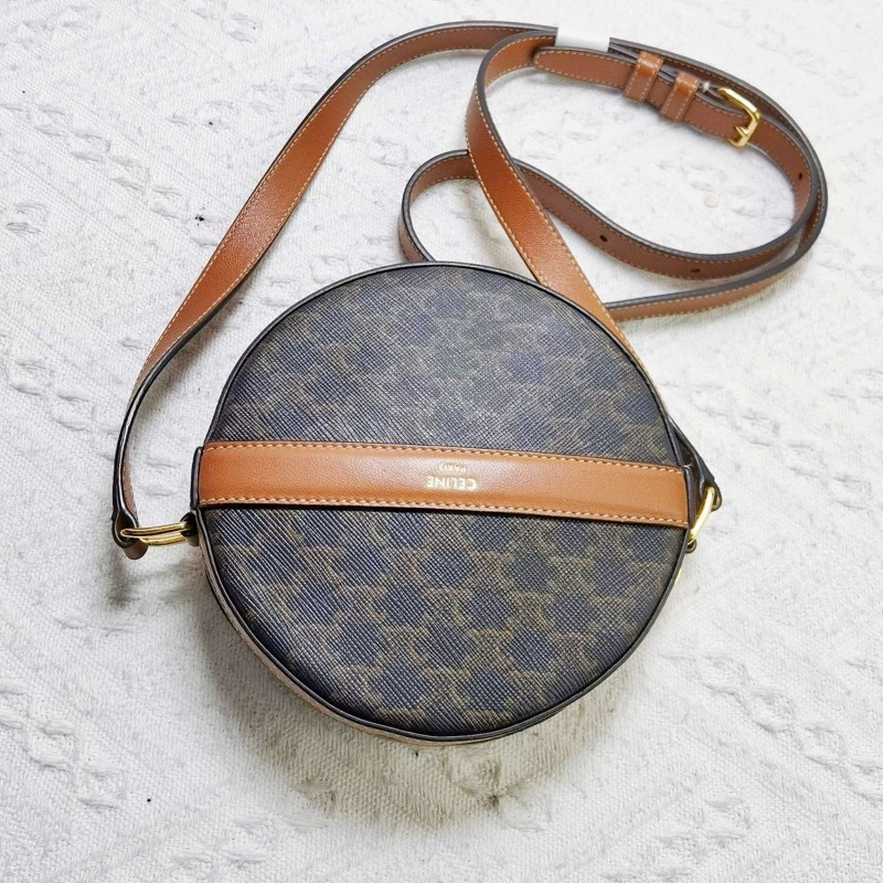 Celine賽琳老花圓餅包斜挎包 尺寸：14*3.5*13.5 肩帶 配件：塵袋-6
