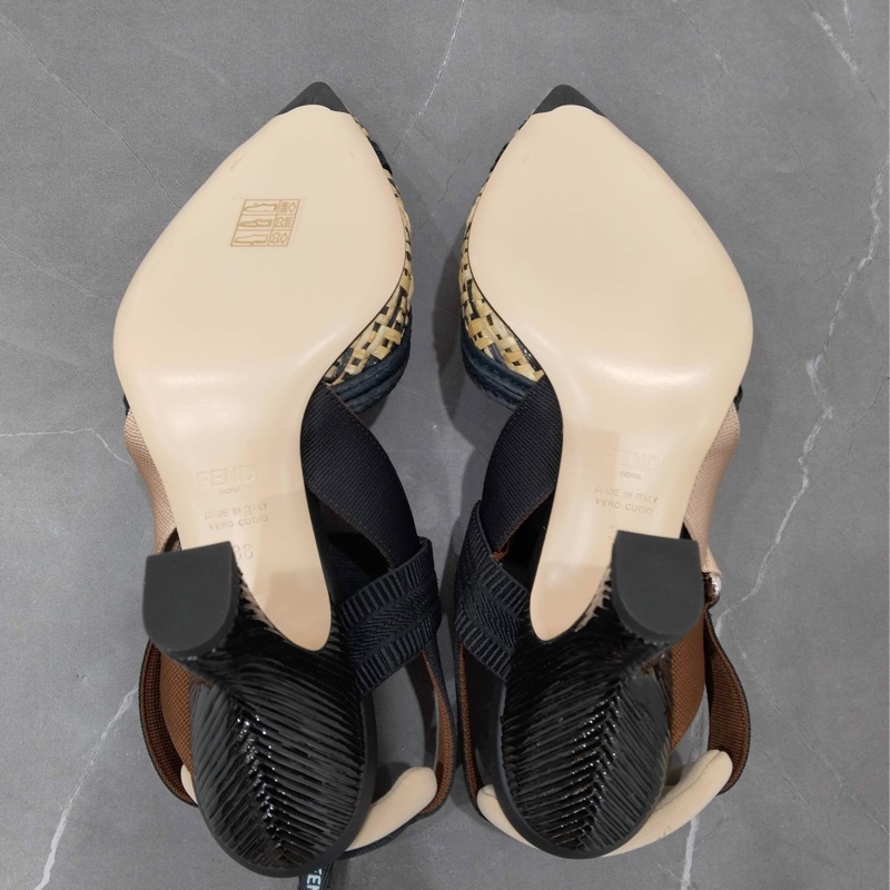 閒置新 未使用 FENDI芬迪  高跟鞋   37碼附件：盒-3