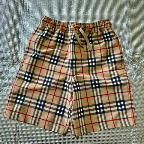 「童裝」全新商品 Burberry 經典格紋短褲（內文有尺寸）