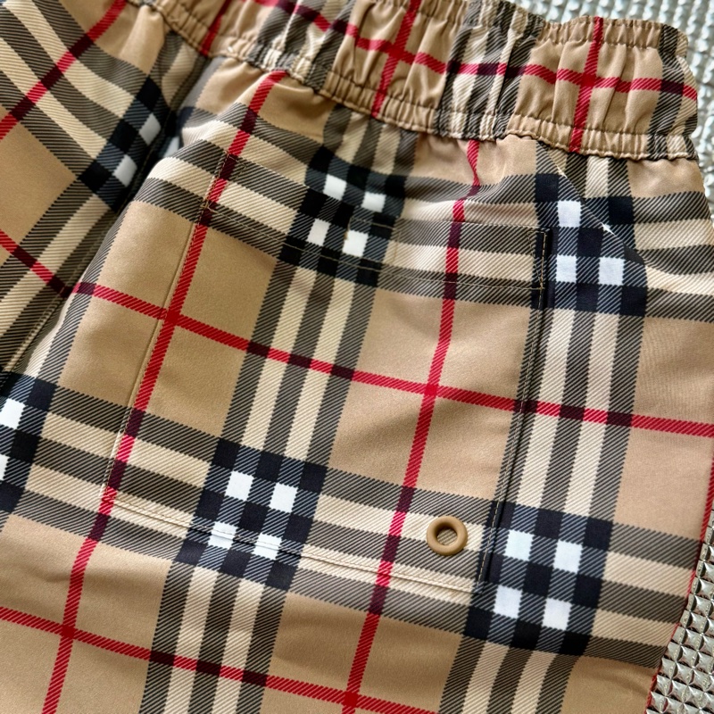 「童裝」全新商品 Burberry 經典格紋短褲（內文有尺寸）-6