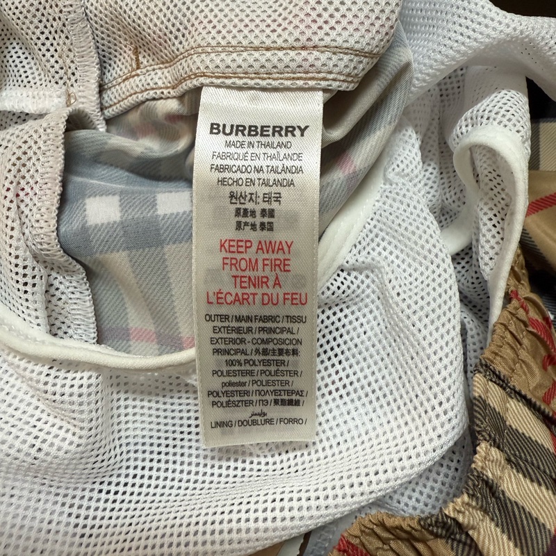 「童裝」全新商品 Burberry 經典格紋短褲（內文有尺寸）-12