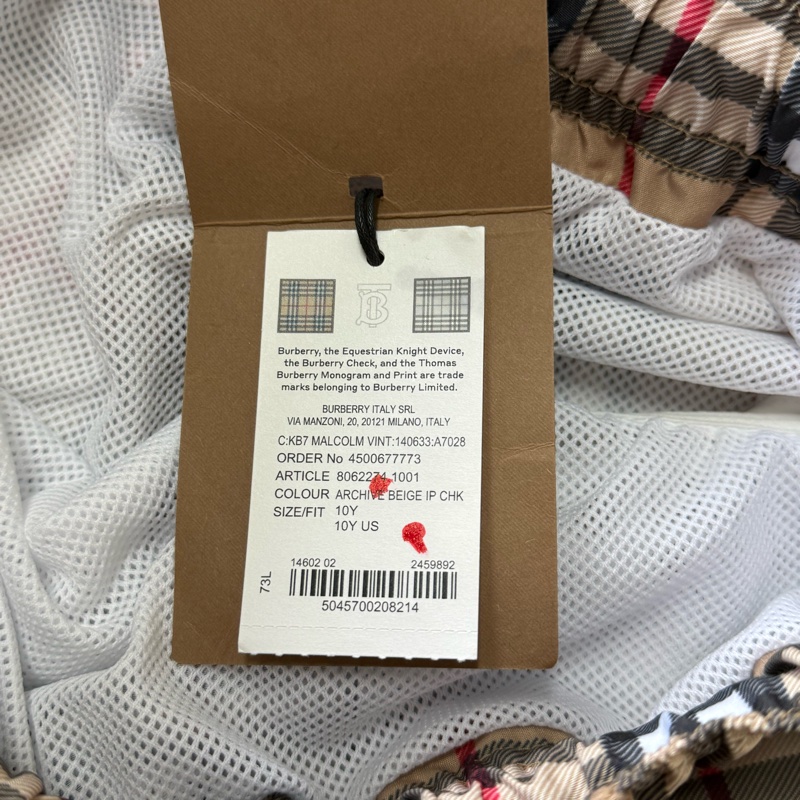 「童裝」全新商品 Burberry 經典格紋短褲（內文有尺寸）-18