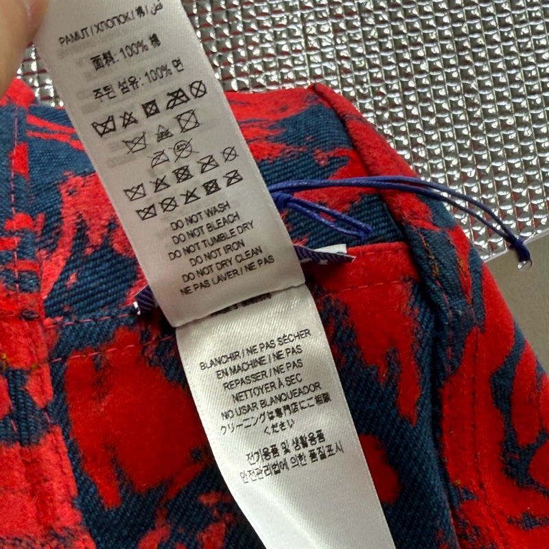 「英國代購」全新Burberry設計款雙面牛仔印花漁夫帽(便宜出換現金）-4