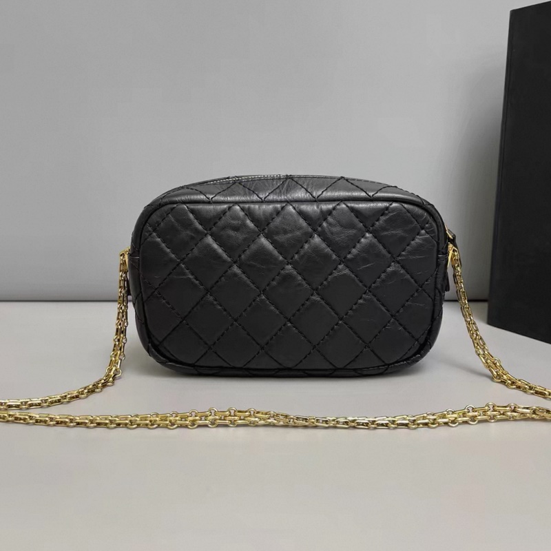 Chanel香奈兒2.55黑金油蠟牛皮相機包-1