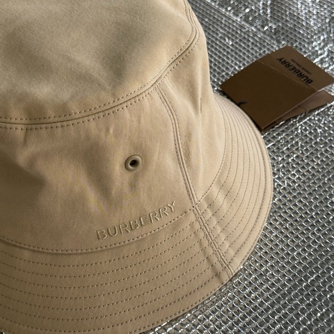 「英國代購」 全新Burberry 博柏利「專櫃親購」LOGO漁夫帽卡其經典格紋
