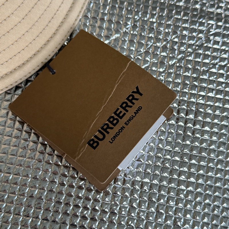 「英國代購」 全新Burberry 博柏利「專櫃親購」LOGO漁夫帽卡其經典格紋-1