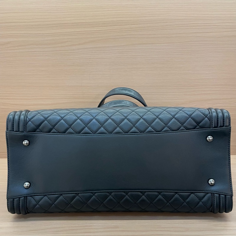 NO:C32 Chanel香奈儿 大號 2015年 20開 黑色牛皮菱格纹leboy系列托特手提包 有塵袋 無卡 無盒子-4