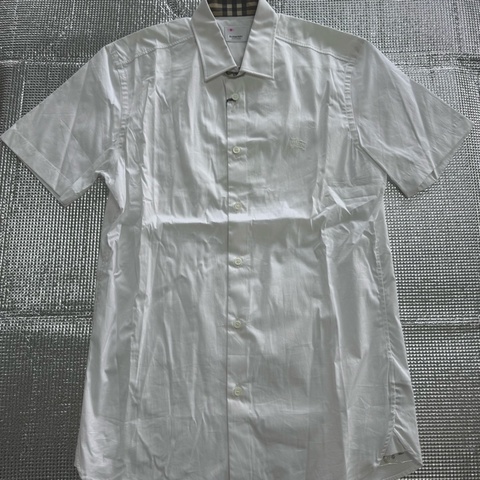 「員購特價」全新BURBERRY ［專櫃價18900］博柏利經典短袖襯衫