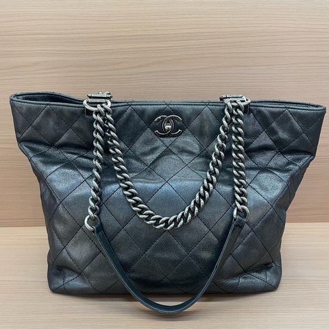 NO：C55 Chanel 香奈儿 TOTE 2016年 21開 黑銀色牛皮格纹单肩包手提包 有塵袋 無卡 無盒子