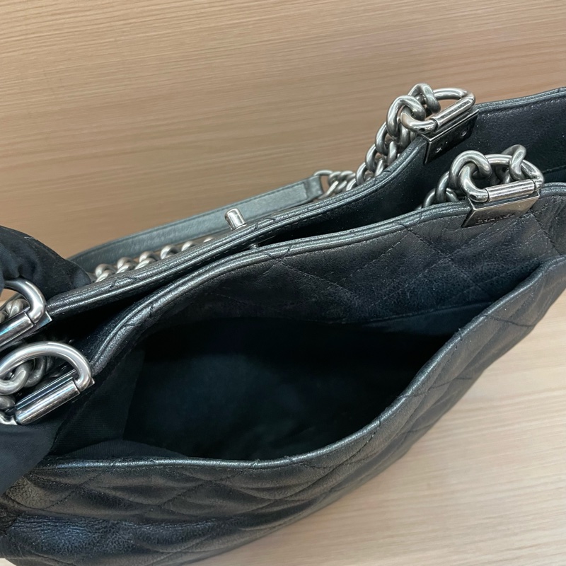 NO：C55 Chanel 香奈儿 TOTE 2016年 21開 黑銀色牛皮格纹单肩包手提包 有塵袋 無卡 無盒子-10