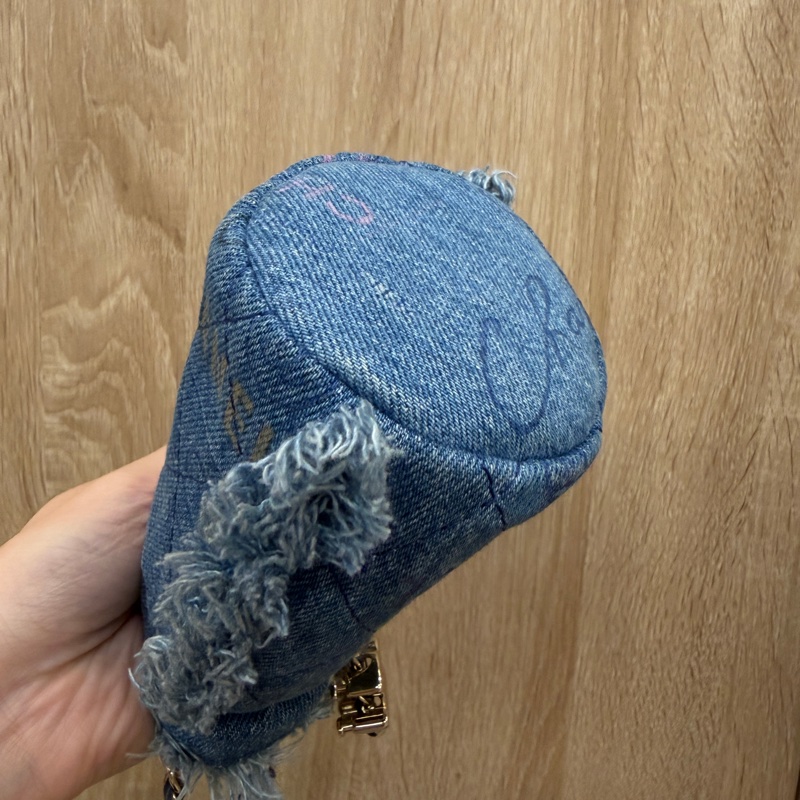 Chanel 牛仔藍菱格紋迷你斜背水桶包-8