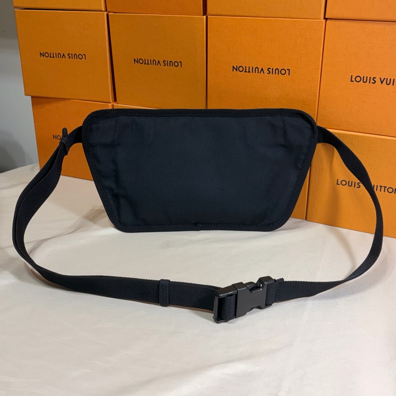 ✨近新閒置 Balenciaga 巴黎世家 雙層拉鏈腰包 胸包-3