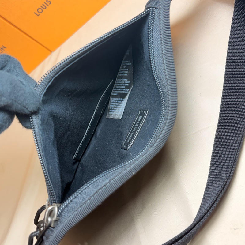 ✨近新閒置 Balenciaga 巴黎世家 雙層拉鏈腰包 胸包-4