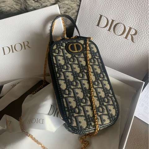 迪奧手機包 鍊條包 斜背包  手提包 鏈條包 肩背包 腋下包 香奈兒  閒置 未使用 有專櫃單 dior 30 Montaigne Call'in Dior Phone Holder with chain