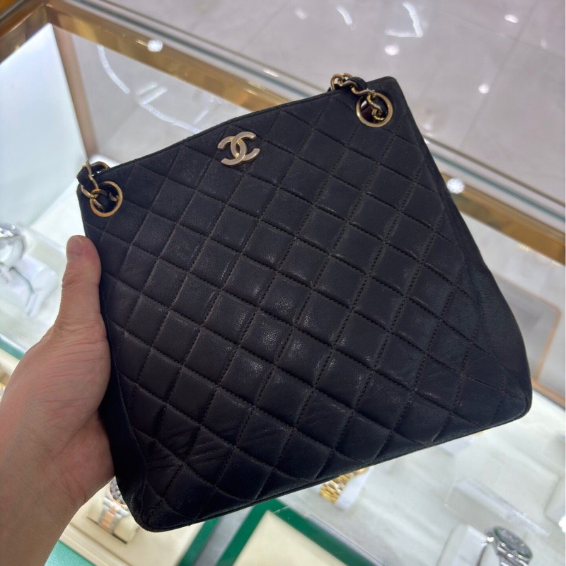 【復古有氣質✨全網最低價】Chanel 中古黑金托特包｜單肩包｜斜揹包-11