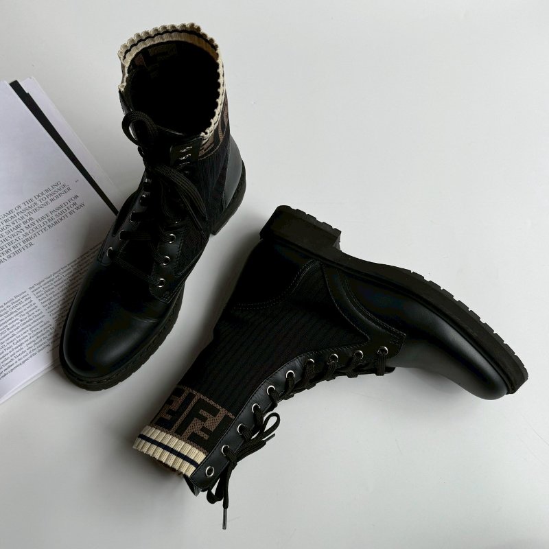 💥超顯腿細 Fendi 黑色個性短靴-0