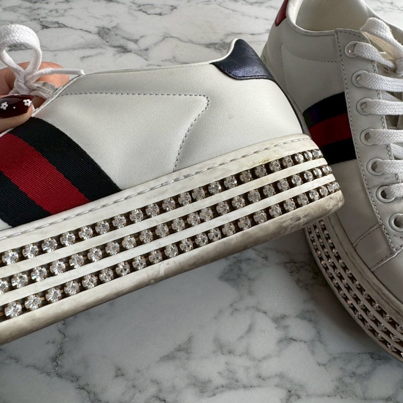 💥百搭必買款💖GUCCI 紅綠蜜蜂織帶白色滿鑽板鞋 37.5-4