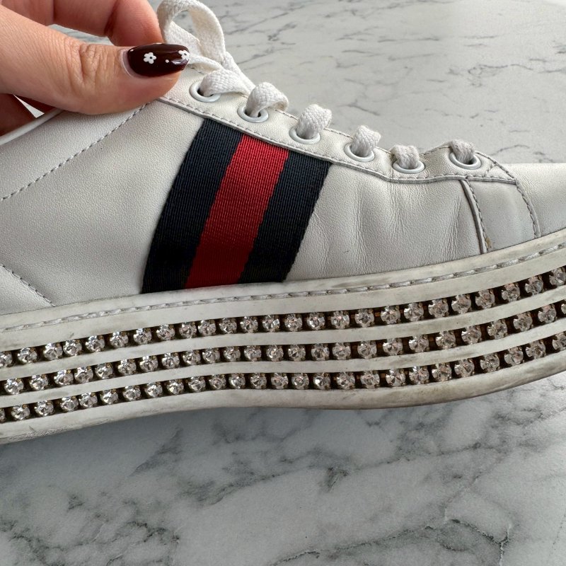 💥百搭必買款💖GUCCI 紅綠蜜蜂織帶白色滿鑽板鞋 37.5-16