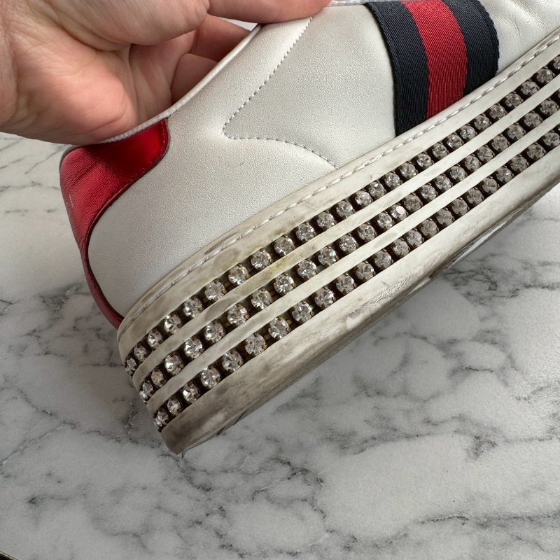 💥百搭必買款💖GUCCI 紅綠蜜蜂織帶白色滿鑽板鞋 37.5-17