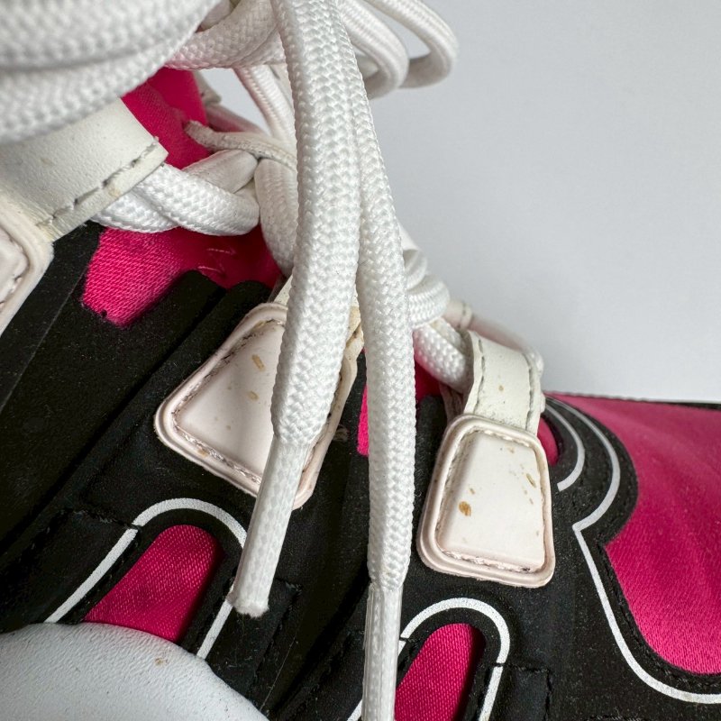 🎊專櫃1萬5 LV超顯瘦粉拚藍色運動鞋 37.5-4