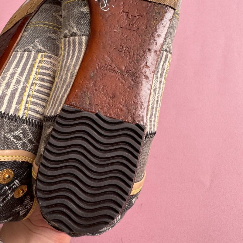 💝難再遇款式 LV 牛仔布花卉個性娃娃鞋-5