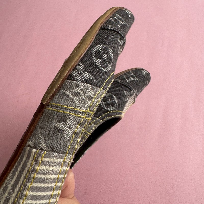 💝難再遇款式 LV 牛仔布花卉個性娃娃鞋-6