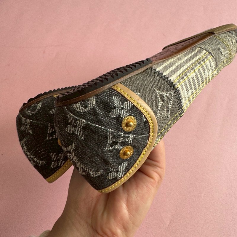 💝難再遇款式 LV 牛仔布花卉個性娃娃鞋-7