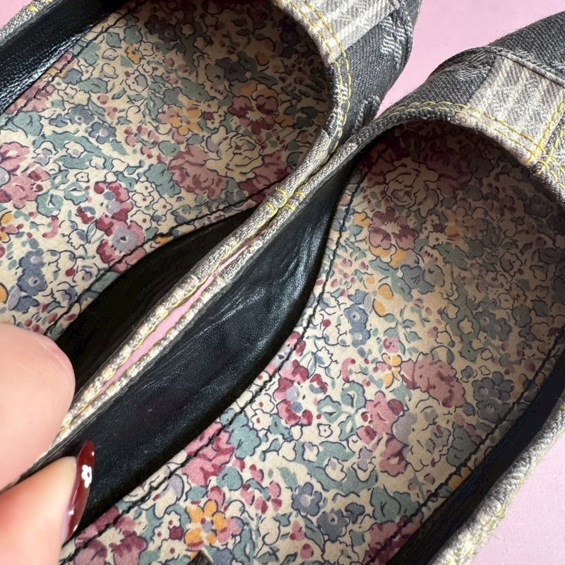 💝難再遇款式 LV 牛仔布花卉個性娃娃鞋-11