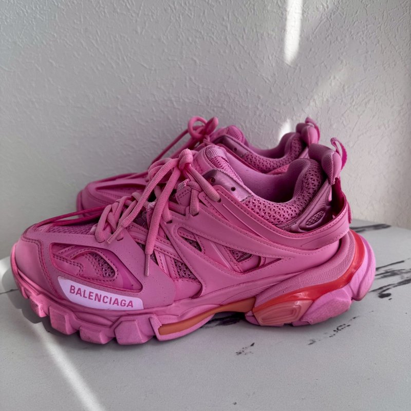 👟絕版半價必買鞋款 Balenciaga粉色老爹鞋-2