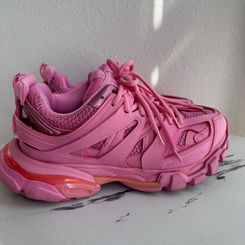 👟絕版半價必買鞋款 Balenciaga粉色老爹鞋-3