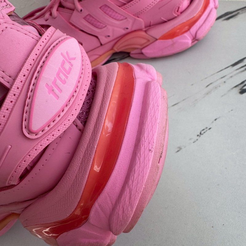 👟絕版半價必買鞋款 Balenciaga粉色老爹鞋-5