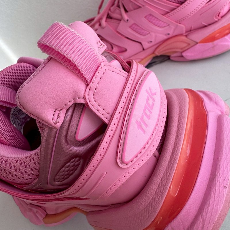 👟絕版半價必買鞋款 Balenciaga粉色老爹鞋-10