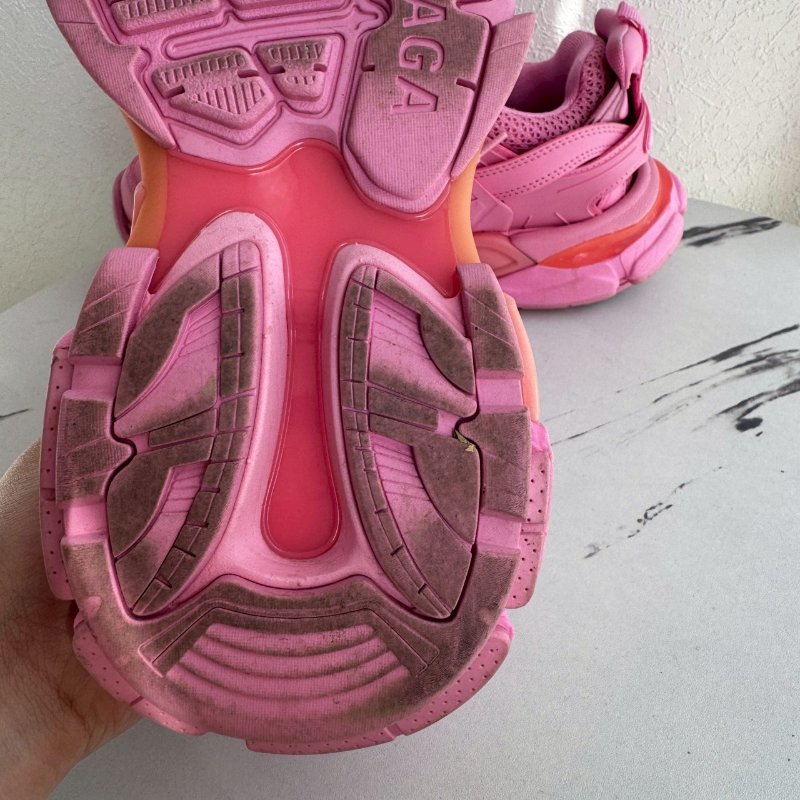 👟絕版半價必買鞋款 Balenciaga粉色老爹鞋-13